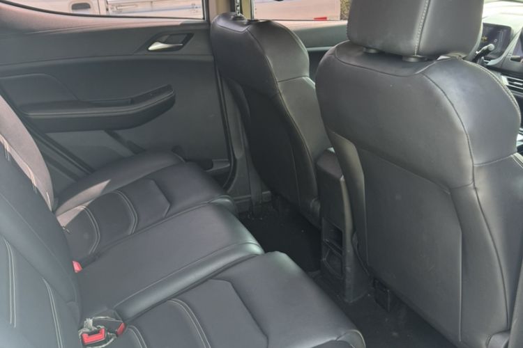 Used BYD Yuan New Energy 2019 EV535 Smart Connect Trendsetting Model Interior 6