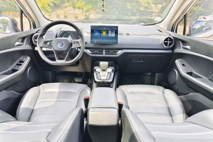 Used BYD Yuan New Energy 2019 EV360 Smart Connect Enjoyment Model Interior 6