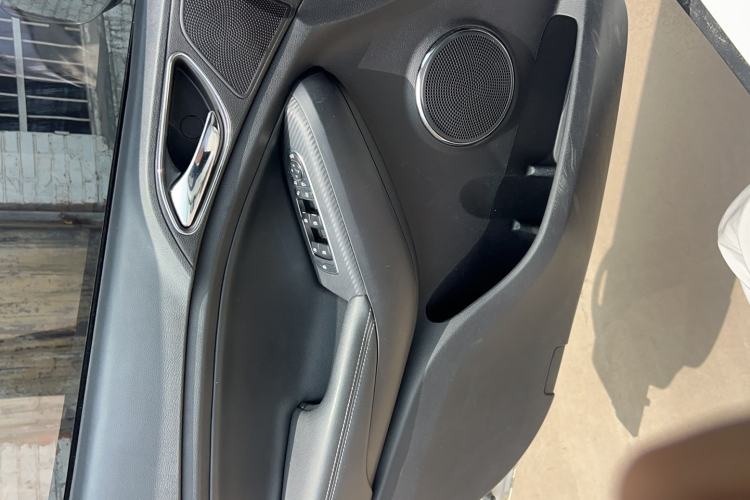 Used BYD Yuan New Energy 2019 EV360 Smart Connect Leading Model Interior 6