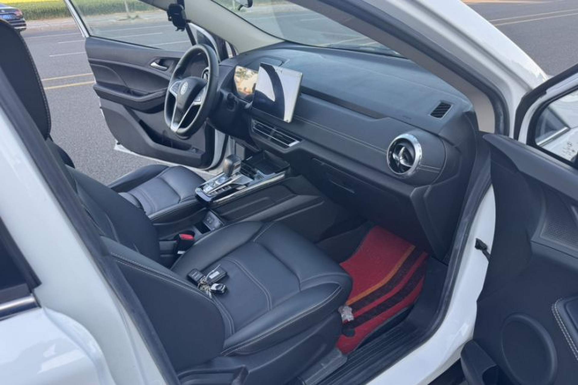 Used BYD Yuan New Energy 2019 EV535 Smart Connect Trendsetting Model Interior 7