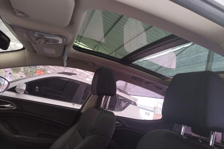 Used BYD Yuan New Energy 2019 EV360 Smart Connect Leading Model Interior 7