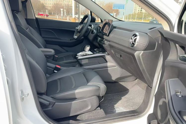 Used BYD Yuan New Energy 2019 EV535 Smart Connect Trendsetting Model Interior 8