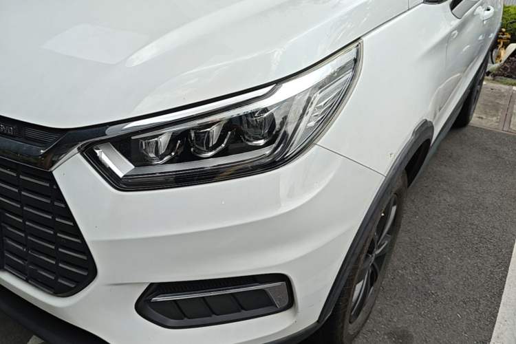 Used BYD Yuan New Energy 2019 EV360 Smart Connect Enjoyment Model Left Front Headlight