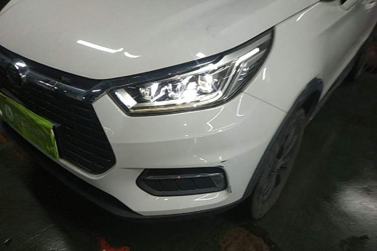 Used BYD Yuan New Energy 2019 EV360 Smart Connect Enjoyment Model Left Front Headlight