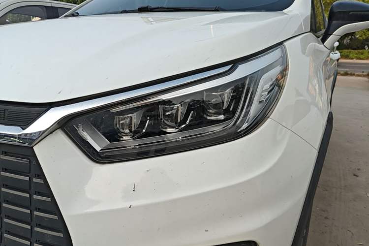Used BYD Yuan New Energy 2019 EV535 Smart Connect Trendsetting Model Left Front Headlight