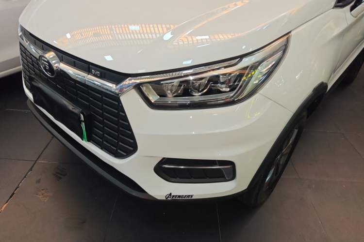 Used BYD Yuan New Energy 2019 EV535 Smart Connect Elite Model Left Front Headlight