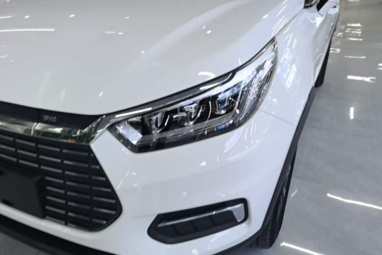 Used BYD Yuan New Energy 2019 EV535 Smart Connect Trendsetting Model Left Front Headlight