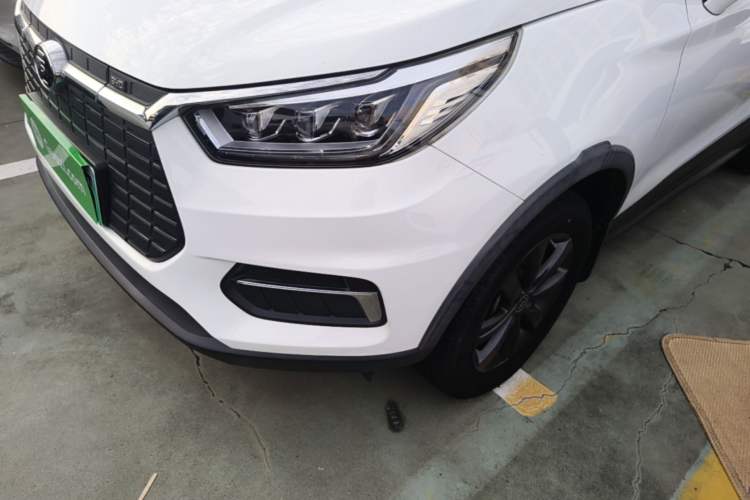 Used BYD Yuan New Energy 2019 EV535 Smart Connect Trendsetting Model Left Front Headlight