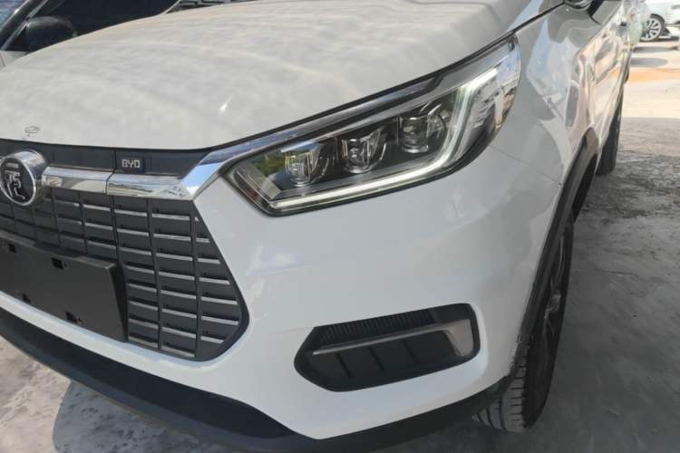 Used BYD Yuan New Energy 2019 EV360 Smart Connect Luxurious Model Left Front Headlight