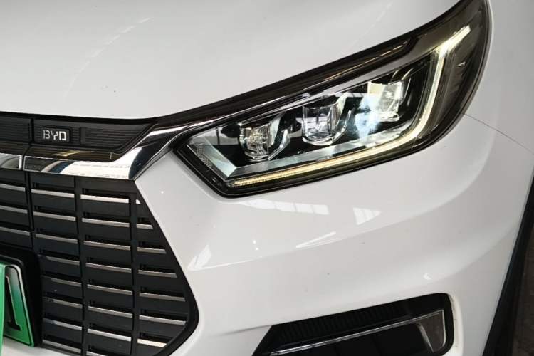 Used BYD Yuan New Energy 2019 EV535 Smart Connect Elite Model Left Front Headlight