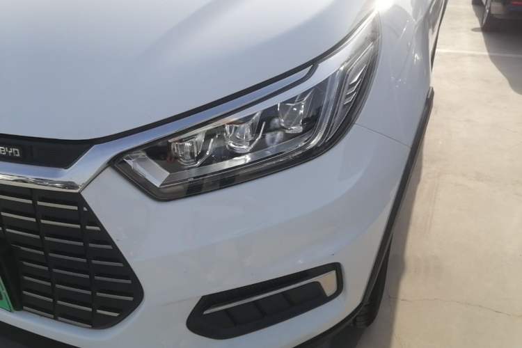 Used BYD Yuan New Energy 2019 EV535 Smart Connect Trendsetting Model Left Front Headlight