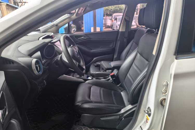 Used BYD Yuan New Energy 2019 EV360 Smart Connect Elite Model Left Front Seat