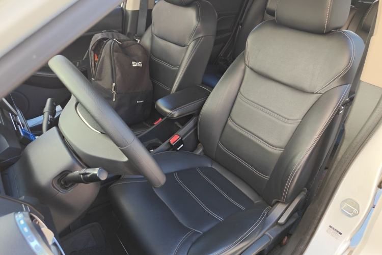 Used BYD Yuan New Energy 2019 EV535 Smart Connect Trendsetting Model Left Front Seat