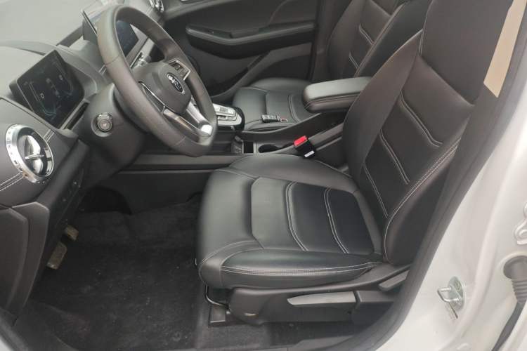 Used BYD Yuan New Energy 2019 EV360 Smart Connect Leading Model Left Front Seat