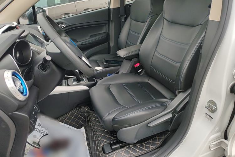 Used BYD Yuan New Energy 2019 EV360 Smart Connect Leading Model Left Front Seat
