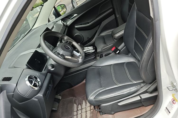Used BYD Yuan New Energy 2019 EV360 Smart Connect Enjoyment Model Left Front Seat