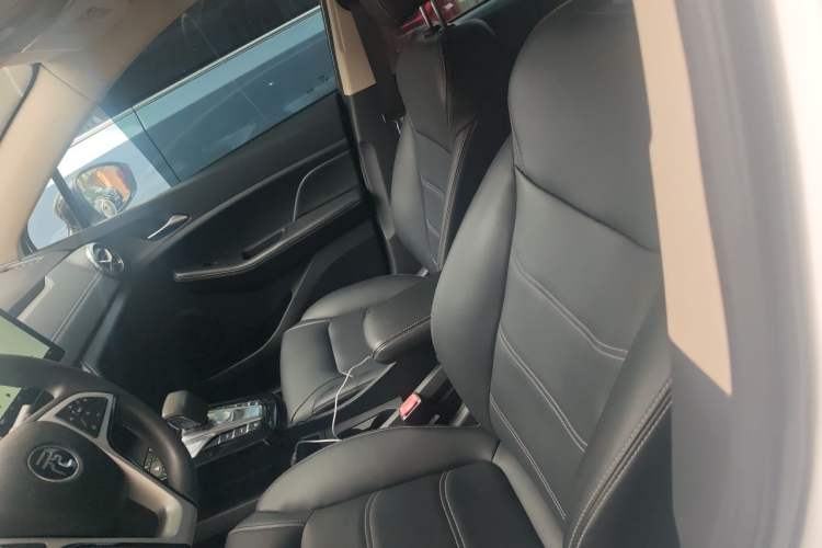 Used BYD Yuan New Energy 2019 EV535 Smart Connect Trendsetting Model Left Front Seat