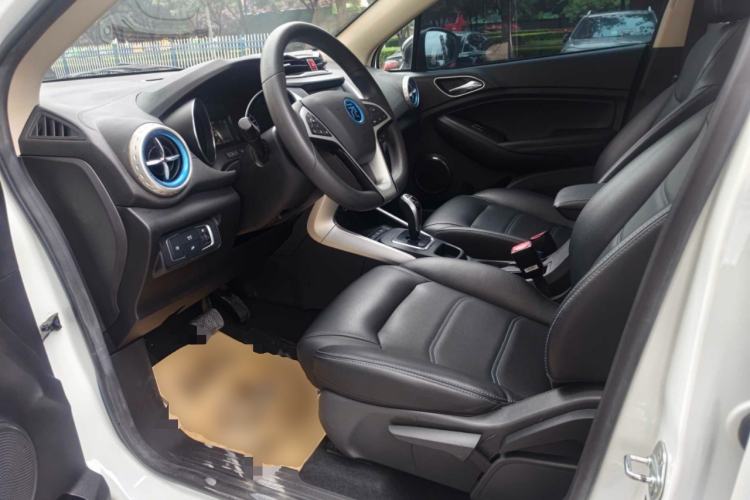 Used BYD Yuan New Energy 2019 EV360 Smart Connect Leading Model Left Front Seat