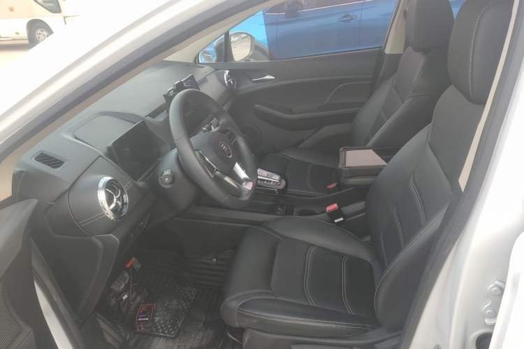 Used BYD Yuan New Energy 2019 EV535 Smart Connect Trendsetting Model Left Front Seat