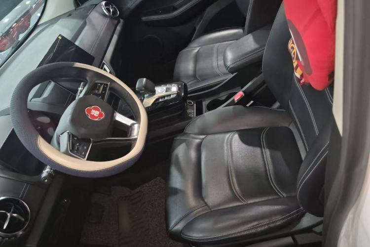 Used BYD Yuan New Energy 2019 EV360 Smart Connect Enjoyment Model Left Front Seat