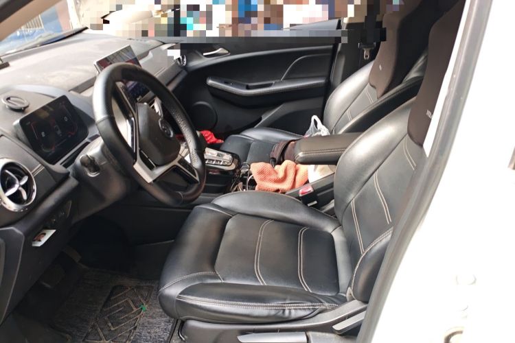Used BYD Yuan New Energy 2019 EV535 Smart Connect Trendsetting Model Left Front Seat