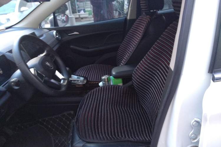 Used BYD Yuan New Energy 2019 EV535 Smart Connect Trendsetting Model Left Front Seat