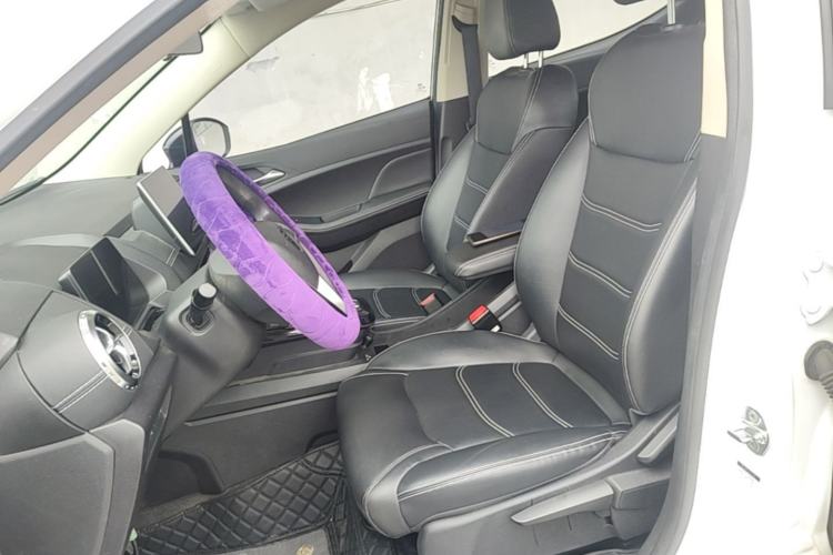 Used BYD Yuan New Energy 2019 EV360 Smart Connect Luxurious Model Left Front Seat