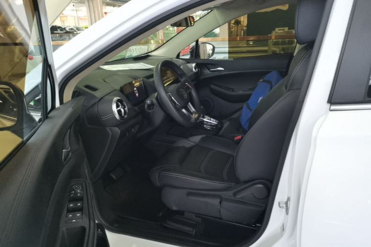 Used BYD Yuan New Energy 2019 EV535 Smart Connect Trendsetting Model Left Front Seat