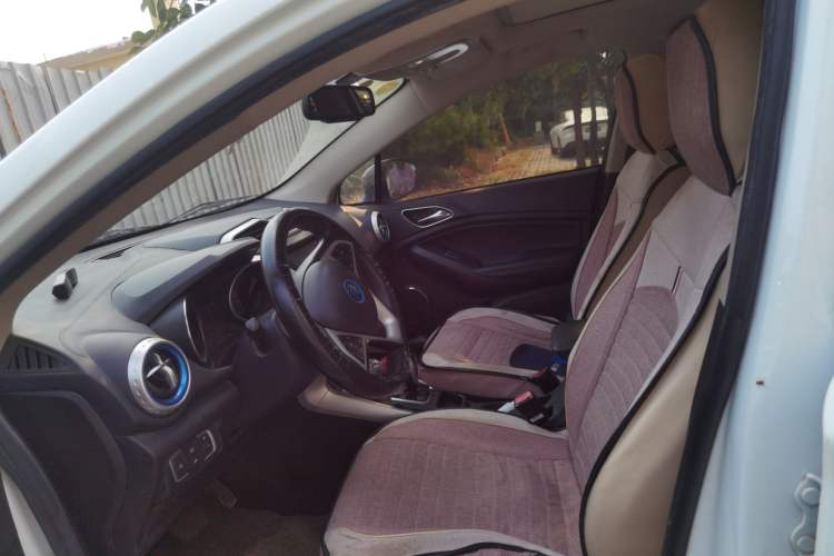 Used BYD Yuan New Energy 2019 EV360 Smart Connect Elite Model Left Front Seat