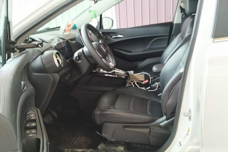 Used BYD Yuan New Energy 2019 EV535 Smart Connect Elite Model Left Front Seat