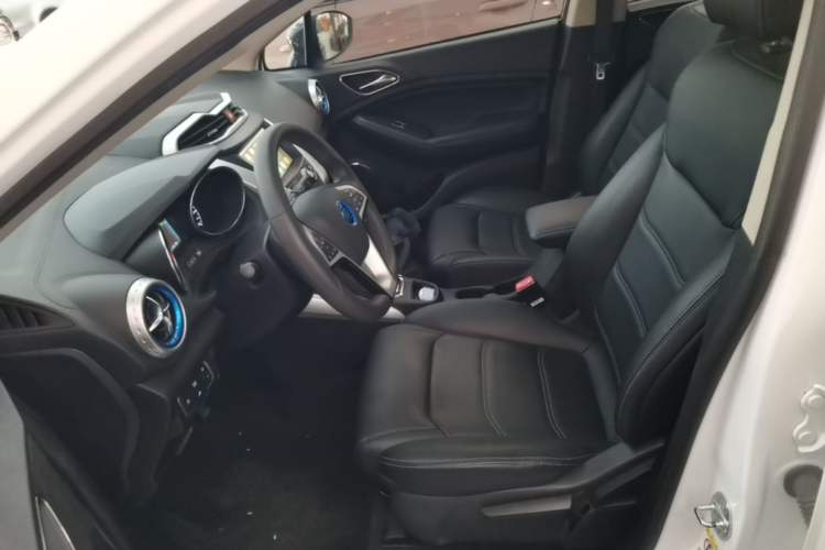 Used BYD Yuan New Energy 2019 EV360 Smart Connect Elite Model Left Front Seat