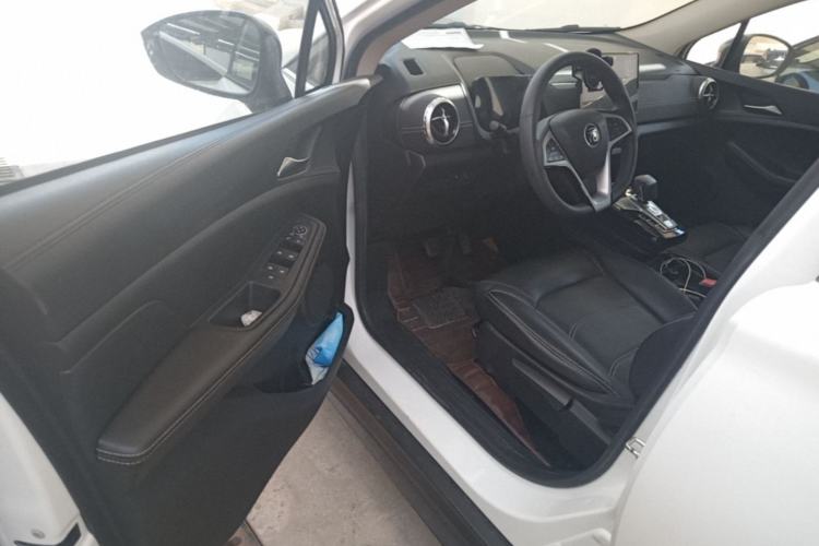 Used BYD Yuan New Energy 2019 EV535 Smart Connect Trendsetting Model Left Front Seat