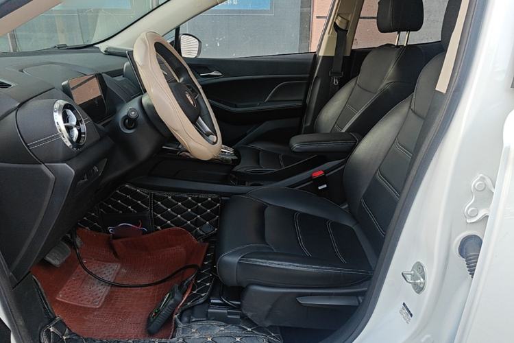 Used BYD Yuan New Energy 2019 EV535 Smart Connect Trendsetting Model Left Front Seat