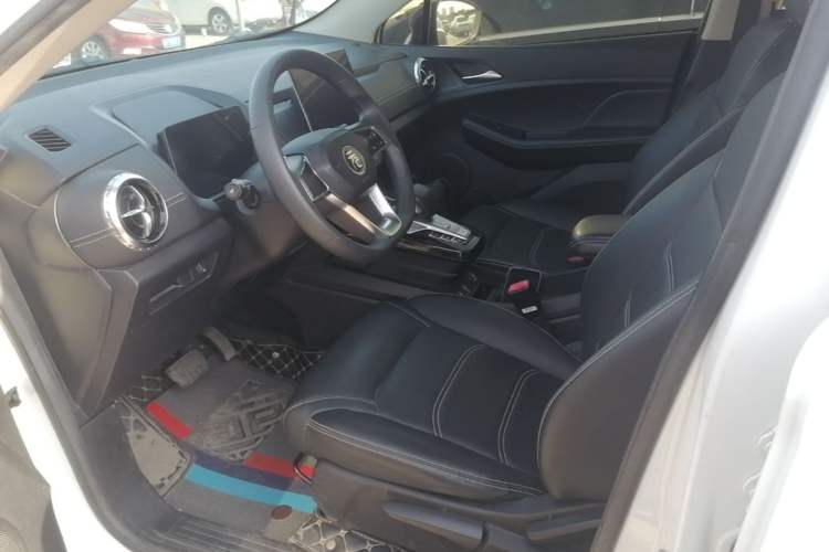 Used BYD Yuan New Energy 2019 EV535 Smart Connect Trendsetting Model Left Front Seat