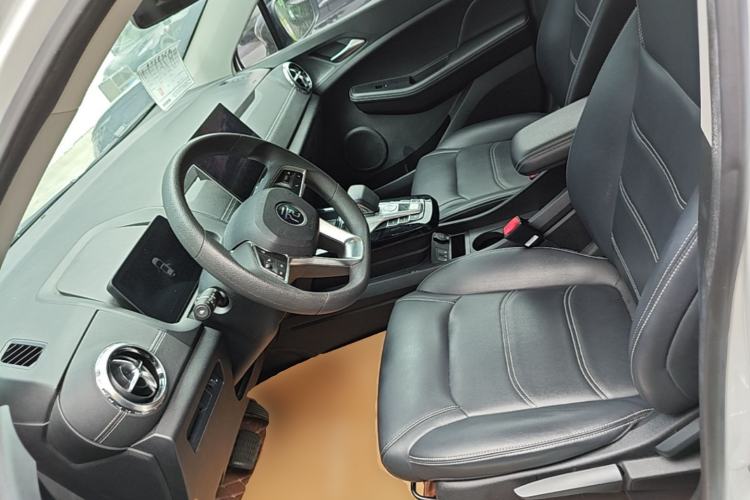 Used BYD Yuan New Energy 2019 EV360 Smart Connect Enjoyment Model Left Front Seat
