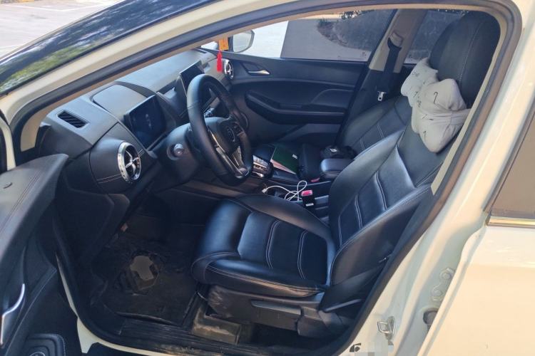 Used BYD Yuan New Energy 2019 EV535 Smart Connect Trendsetting Model Left Front Seat