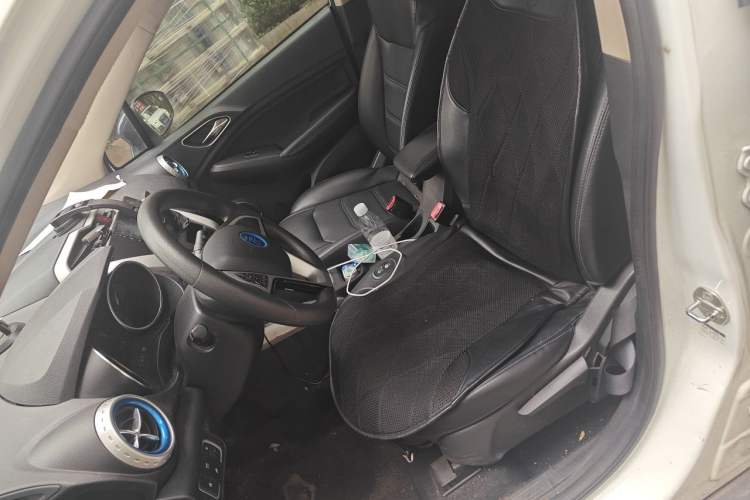 Used BYD Yuan New Energy 2019 EV360 Smart Connect Leading Model Left Front Seat