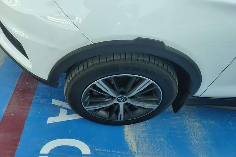 Used BYD Yuan New Energy 2019 EV535 High-Energy Leading Edition Left Front Wheel Hub