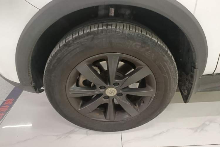 Used BYD Yuan New Energy 2019 EV360 Smart Connect Leading Model Left Front Wheel Hub