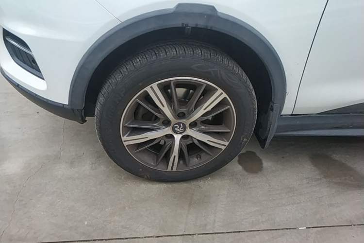Used BYD Yuan New Energy 2019 EV535 High-Energy Leading Edition Left Front Wheel Hub