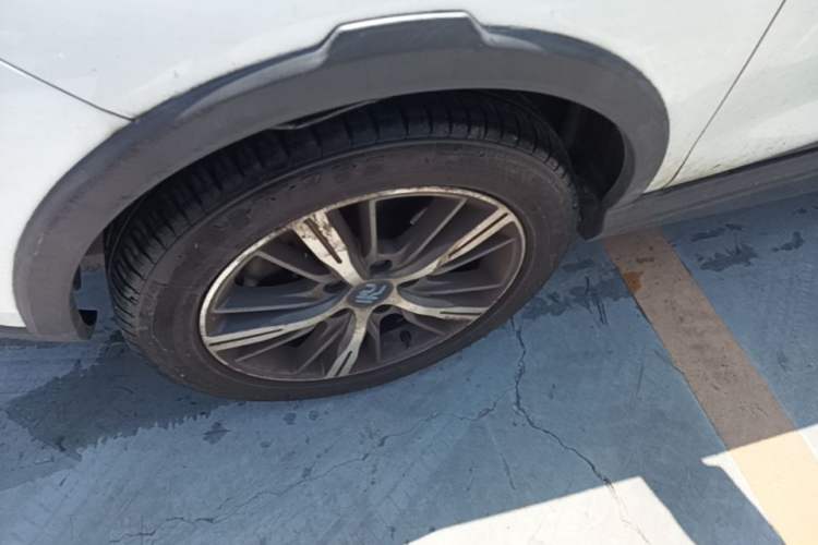Used BYD Yuan New Energy 2019 EV535 High-Energy Leading Edition Left Front Wheel Hub