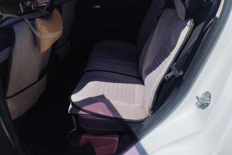 Used BYD Yuan New Energy 2019 EV535 Smart Connect Trendsetting Model Left Rear Seat