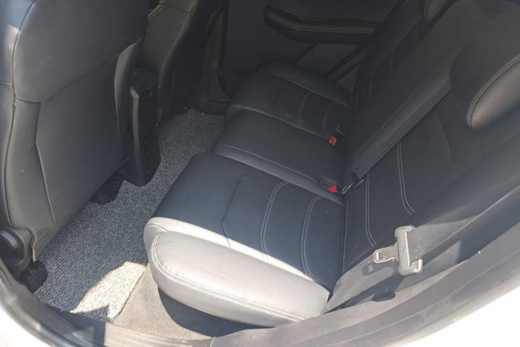 Used BYD Yuan New Energy 2019 EV360 Smart Connect Luxurious Model Left Rear Seat
