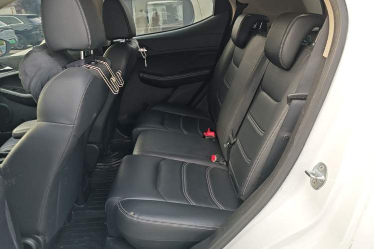 Used BYD Yuan New Energy 2019 EV535 Smart Connect Trendsetting Model Left Rear Seat
