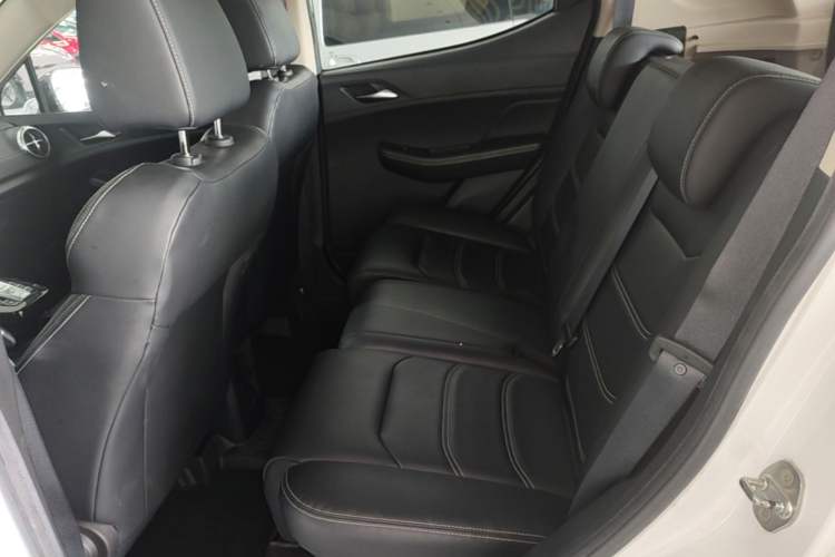 Used BYD Yuan New Energy 2019 EV535 Smart Connect Trendsetting Model Left Rear Seat
