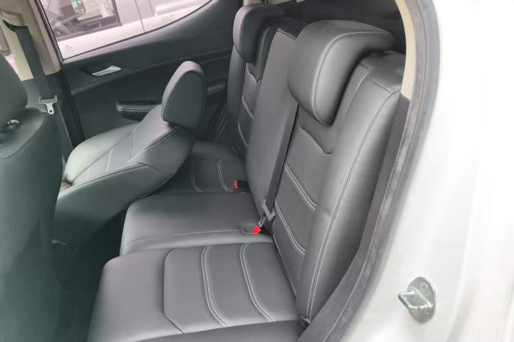 Used BYD Yuan New Energy 2019 EV535 Smart Connect Trendsetting Model Left Rear Seat