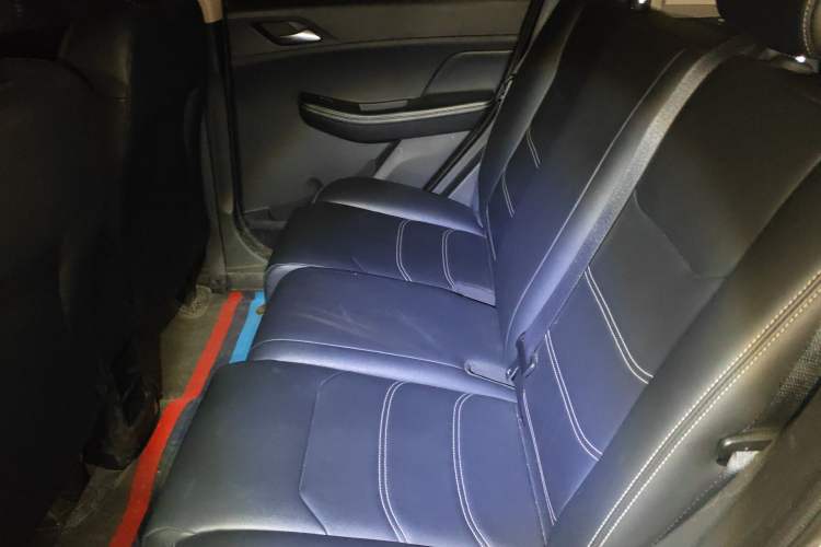 Used BYD Yuan New Energy 2019 EV535 Smart Connect Trendsetting Model Left Rear Seat