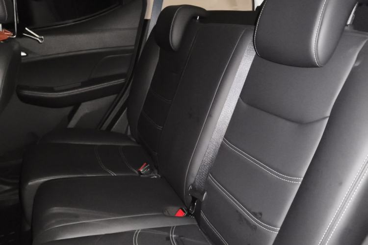 Used BYD Yuan New Energy 2019 EV535 Smart Connect Trendsetting Model Left Rear Seat