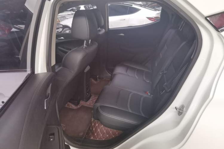 Used BYD Yuan New Energy 2019 EV360 Smart Connect Enjoyment Model Left Rear Seat