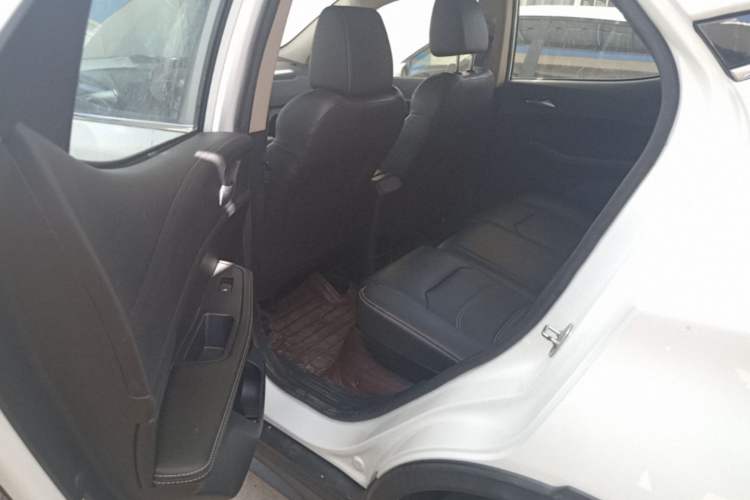 Used BYD Yuan New Energy 2019 EV535 Smart Connect Trendsetting Model Left Rear Seat